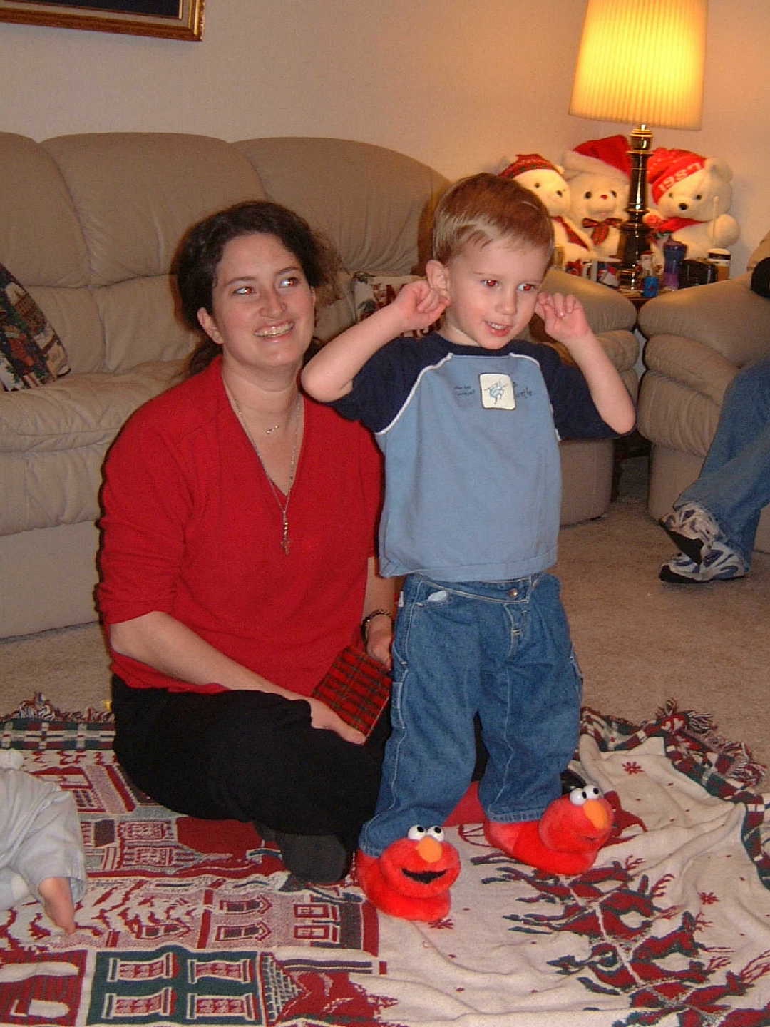 2001-12-24 Christmas Eve J&J 10.jpg